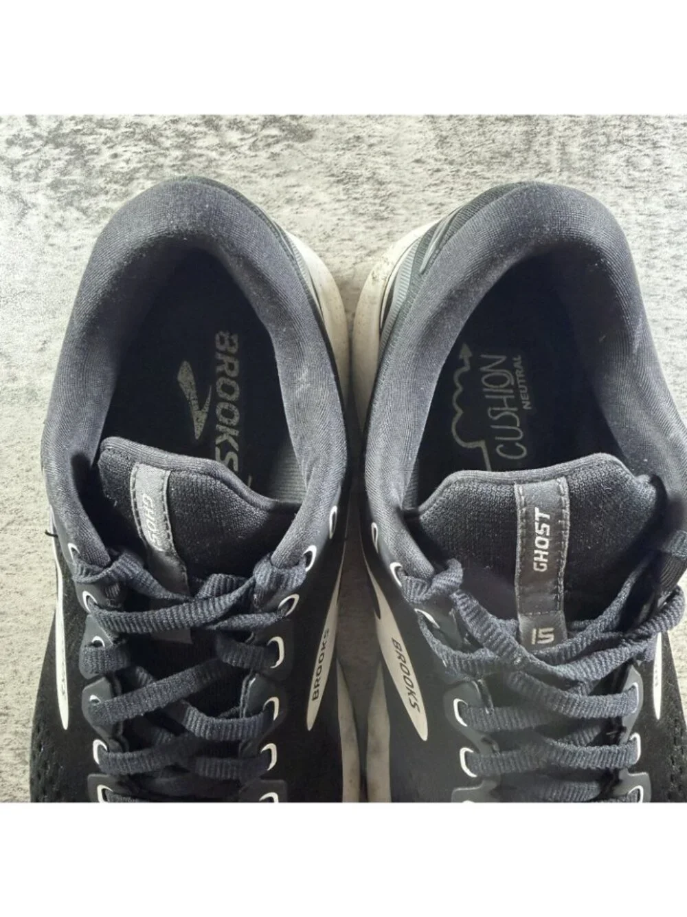 Brooks Ghost 15 Shoes Womens Size 9 B Black White Running Sneakers 1203801B012